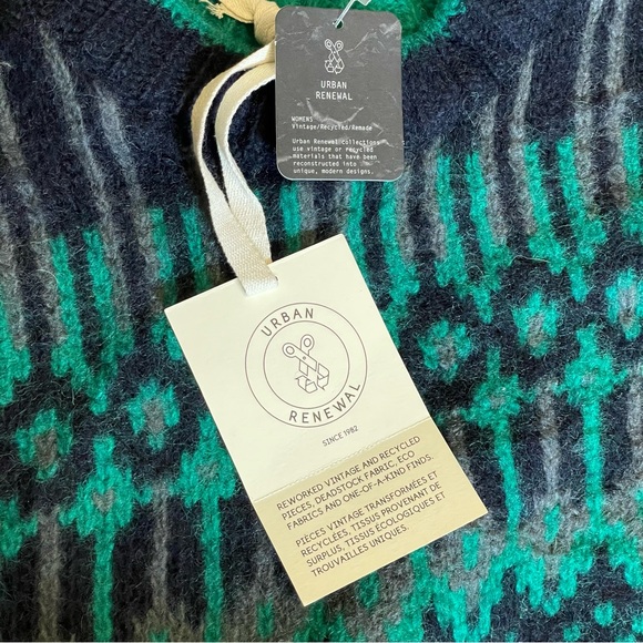 Urban Renewal 100% Wool Sweater Green Snowflake Pattern Navy Blue M Vintage - Picture 6 of 7